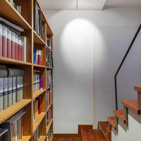 公寓 Lovely Attic For 4 Person With Wifi - A/c 威尼斯