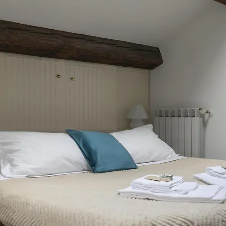 Lovely Attic For 4 Person With Wifi - A/c Apartment Venice
